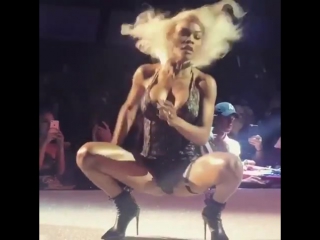 teyana taylor / dance big tits big ass milf